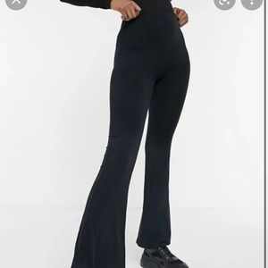 Bell bottom Leggings — flare